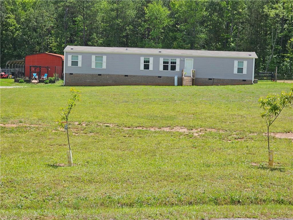 523 BLUE JAY RD, HODGES, SC 29653, photo 1 of 20