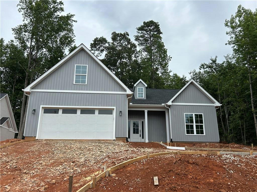 334 CHICKASAW DR, WESTMINSTER, SC 29693, photo 1 of 45